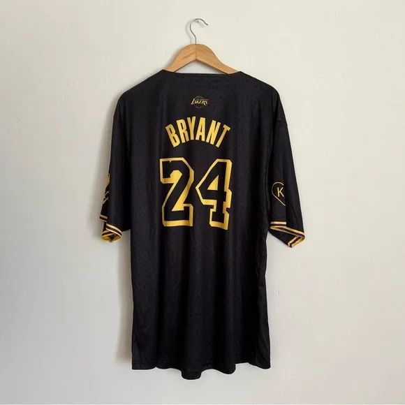 Kobe Bryant Dodgers Jersey - Picture 5 of 6